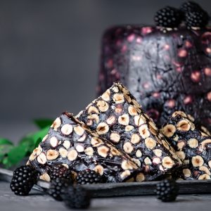 Blackberry flavored Luxury King Turkish delight with Hazelnuts (200 G)